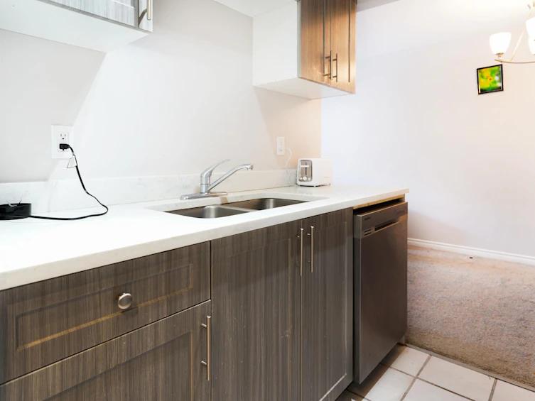 215-13775 74 Avenue, Surrey, BC, V3W 9C5 - 8