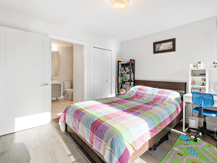 7609 Yukon Street, Vancouver, BC, V5X 2Y4 - 12