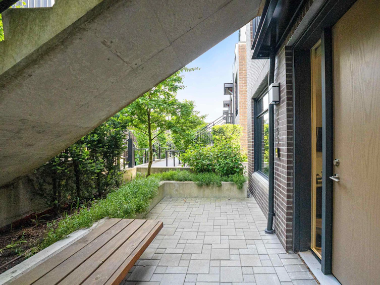 7609 Yukon Street, Vancouver, BC, V5X 2Y4 - 23