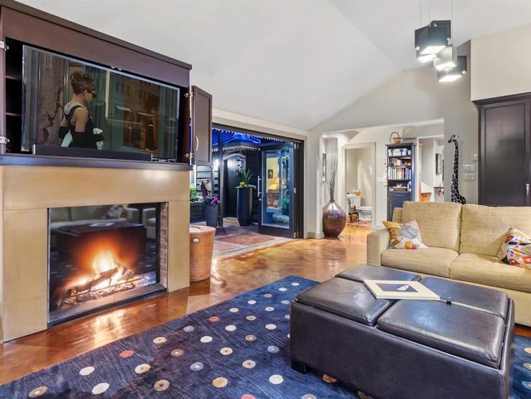 8735 Lawrence Way, West Vancouver, BC, V7W 2T7 - 20