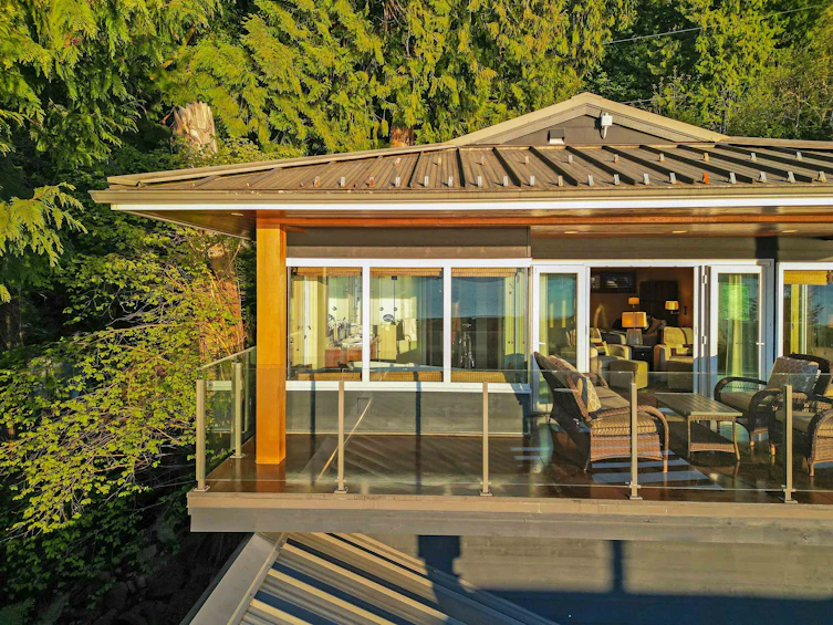 8735 Lawrence Way, West Vancouver, BC, V7W 2T7 - 25