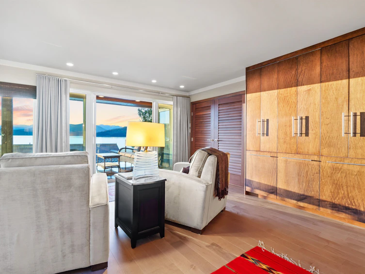 8735 Lawrence Way, West Vancouver, BC, V7W 2T7 - 30