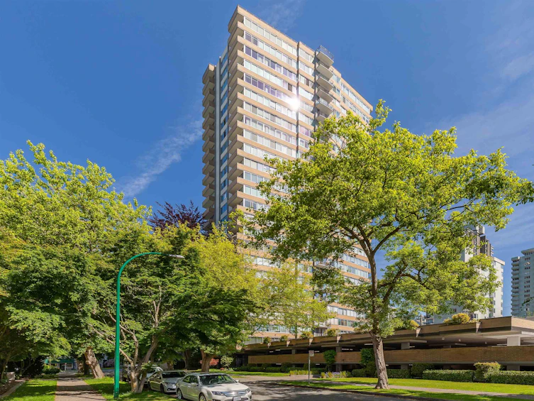 2706-2055 Pendrell Street, Vancouver, BC, V6G 1T9 - 3