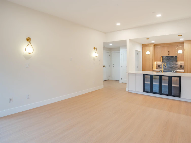 412-1040 East Broadway, Vancouver, BC, V5T 4N7 - 12