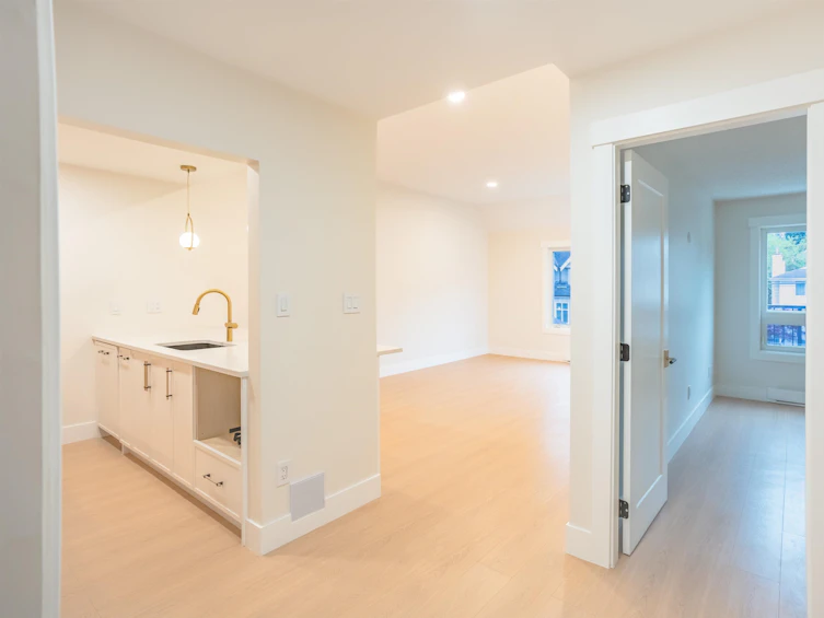 412-1040 East Broadway, Vancouver, BC, V5T 4N7 - 16