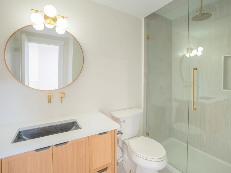 412-1040 East Broadway, Vancouver, BC, V5T 4N7 - 17
