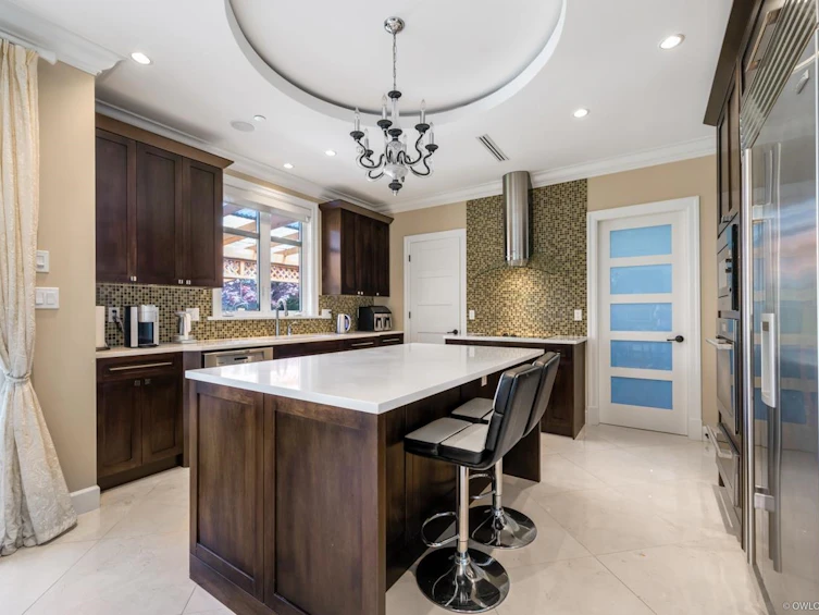 1041 W 58th Avenue, Vancouver, BC, V6P 1V9 - 12