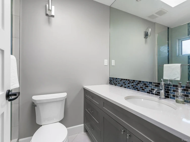 1041 W 58th Avenue, Vancouver, BC, V6P 1V9 - 21