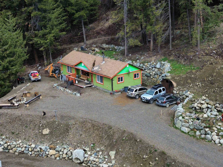 100 Asastra Place, Pemberton, BC, V0K 1P0