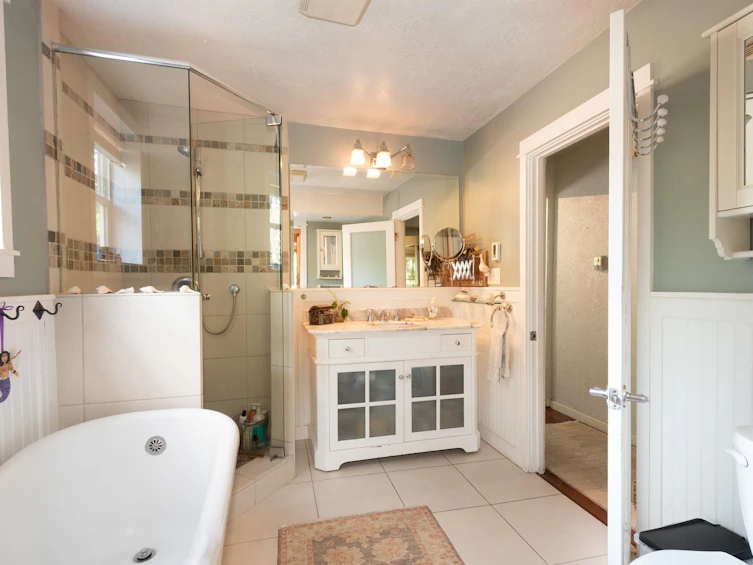 2154 Mt Seymour Parkway, North Vancouver, BC, V7H 1E3 - 19