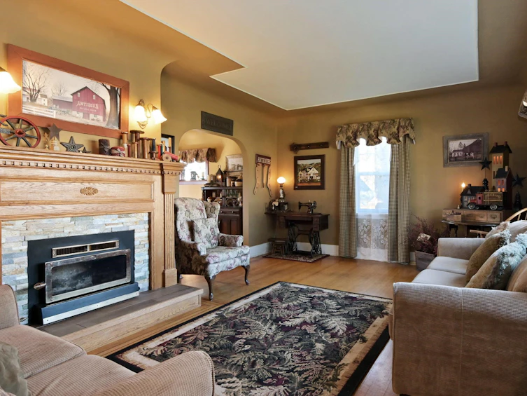 6127 184 Street, Surrey, BC, V3S 8B2 - 4