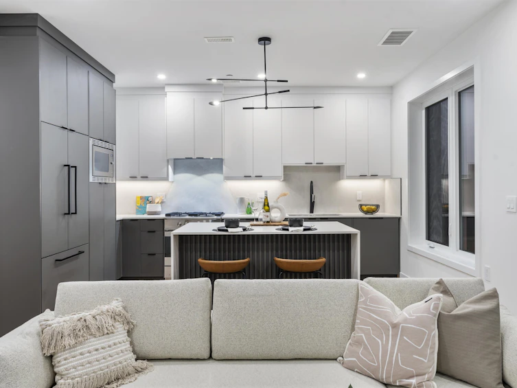 2553 Triumph Street, Vancouver, BC, V5K 1S7 - 8