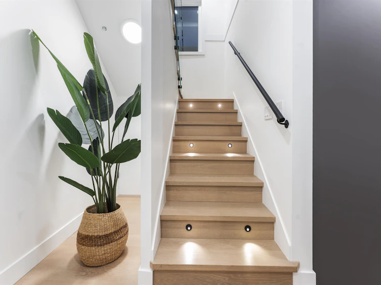 2553 Triumph Street, Vancouver, BC, V5K 1S7 - 14
