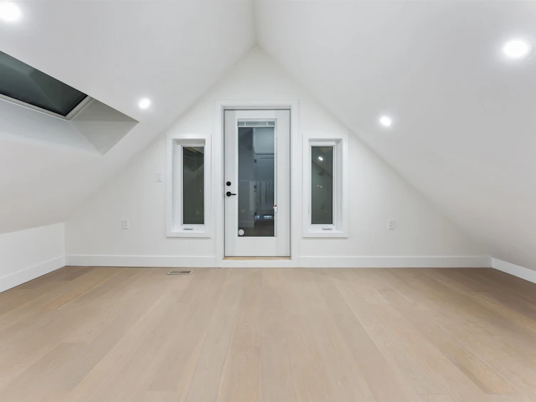 2553 Triumph Street, Vancouver, BC, V5K 1S7 - 21