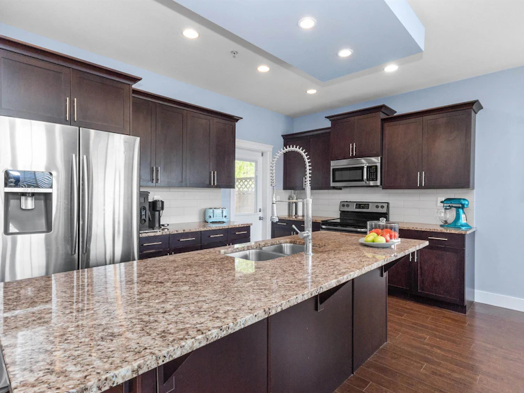 A-46922 Russell Road, Chilliwack, BC, V2R 4V7 - 5