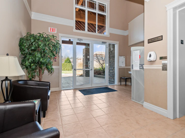 202C-45595 Tamihi Way, Chilliwack, BC, V2R 0G3 - 22