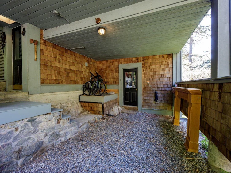 342 Creek Road, Bowen Island, BC, V0N 1G1 - 37