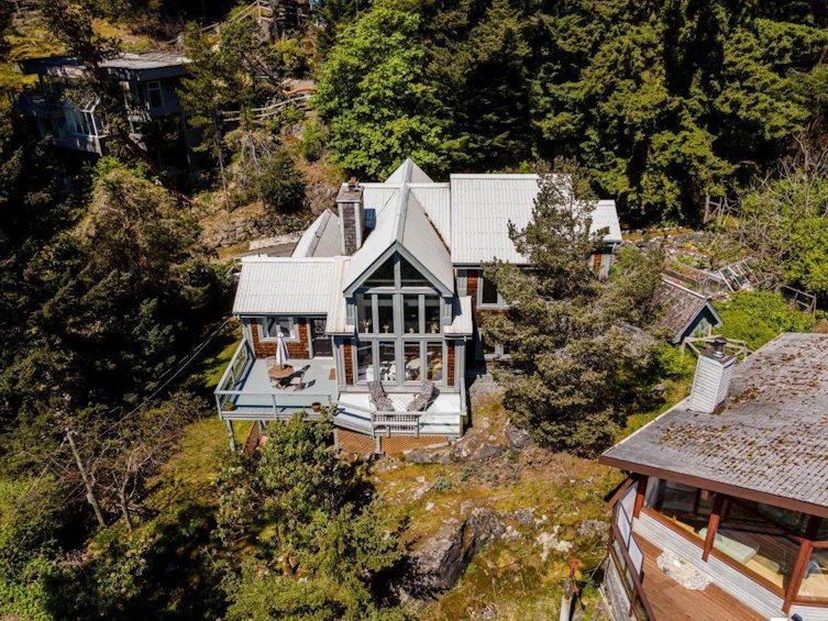 342 Creek Road, Bowen Island, BC, V0N 1G1 - 3