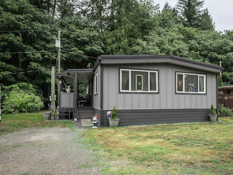6-3942 Columbia Valley Road, Cultus Lake, BC, V2R 5A4