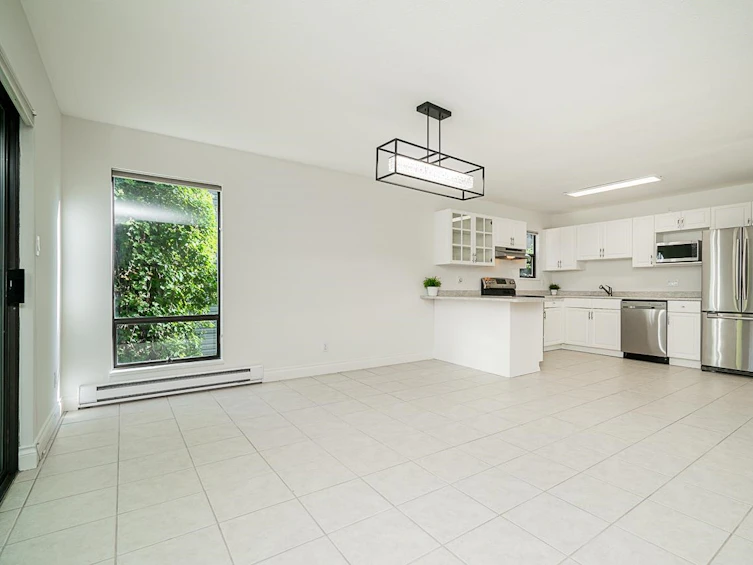 2212 Windridge Drive, North Vancouver, BC, V7H 1B5 - 5