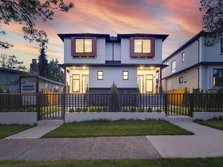 2617-East 56th Avenue, Vancouver, BC, V3W 7H6