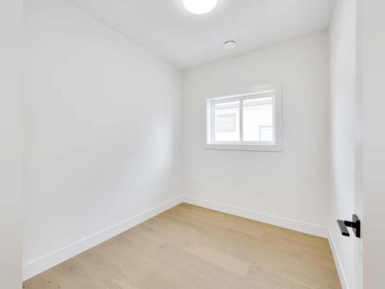 2617-East 56th Avenue, Vancouver, BC, V3W 7H6 - 26