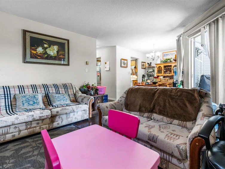 201-5335 Hastings Street, Burnaby, BC, V5B 1P9 - 5