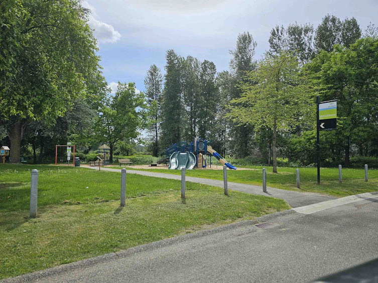 8547 Mccutcheon Avenue, Chilliwack, BC, V2P 7L3 - 3