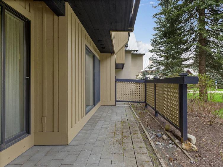 18-4725 Spearhead Drive, Whistler, BC - 15