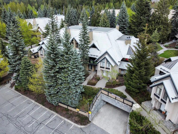 18-4725 Spearhead Drive, Whistler, BC - 25