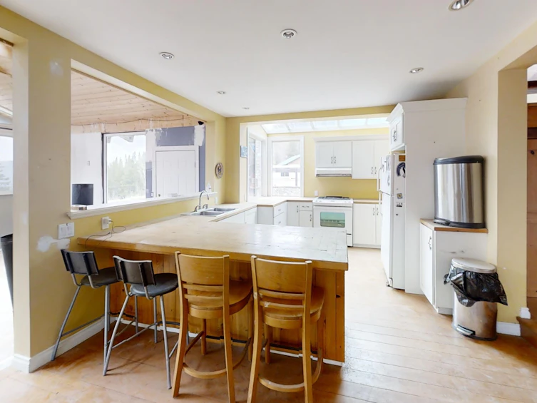 100 Ross Street, Pemberton, BC, V0K 1P0 - 6