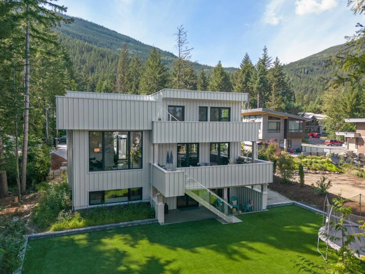 8328 Needles Drive, Whistler, BC, V8E 0G1