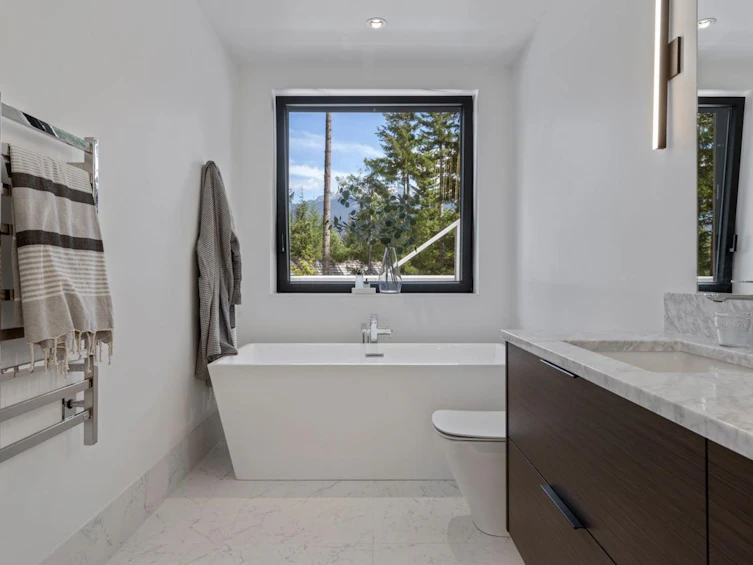 8328 Needles Drive, Whistler, BC, V8E 0G1 - 15