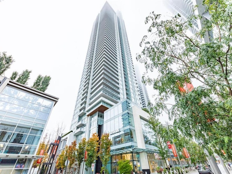 2111 - 4670 Assembly Way, Burnaby BC