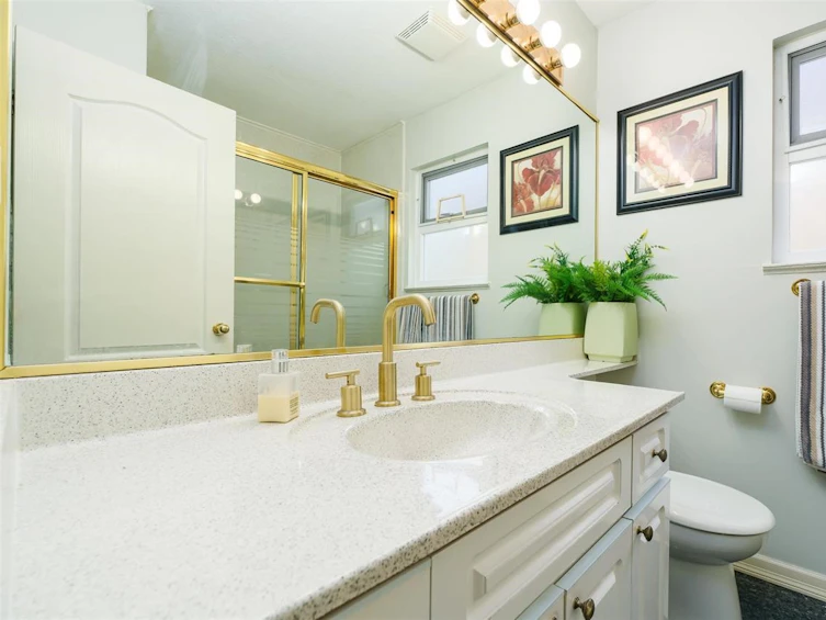 1033 East 39th Avenue, Vancouver, BC, V5W 1K9 - 29