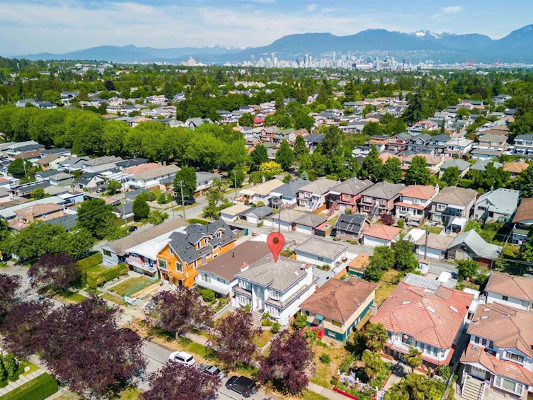 1033 East 39th Avenue, Vancouver, BC, V5W 1K9 - 37