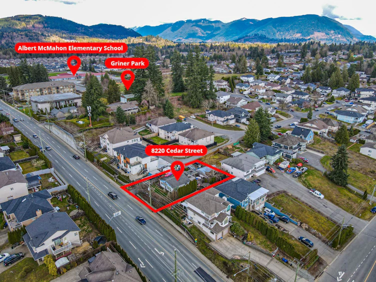 8220 Cedar Street, Mission, BC, V2V 3N6 - 2