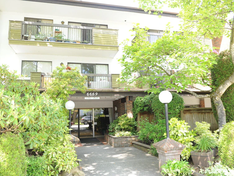 106-6669 Telford Avenue, Burnaby, BC, V5H 4A1