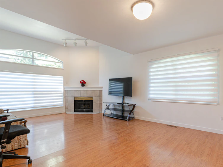 12-8257 121a, Surrey, BC, V3W 3R4 - 4