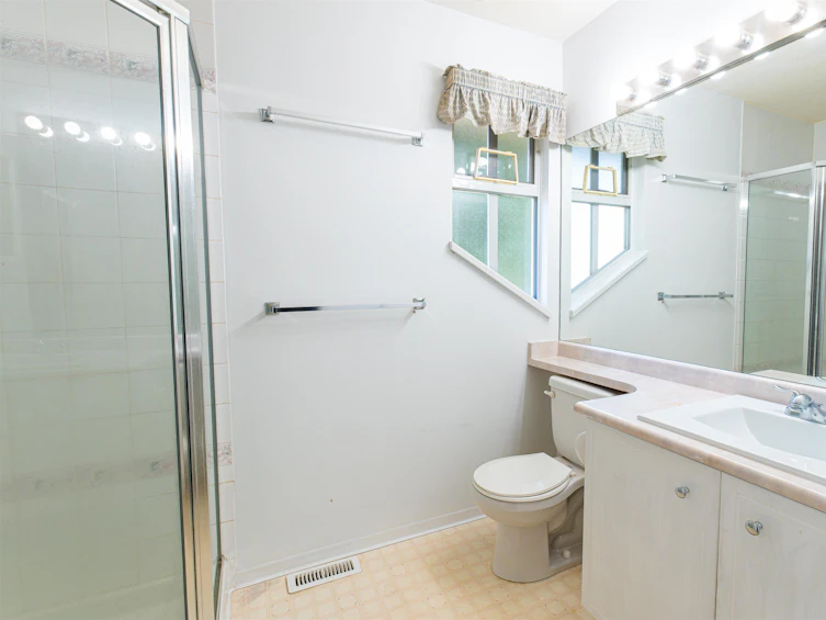 12-8257 121a, Surrey, BC, V3W 3R4 - 21