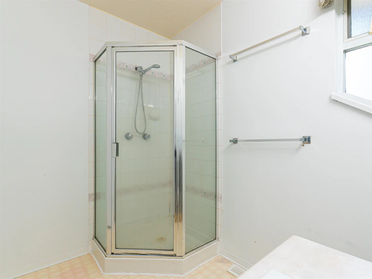 12-8257 121a, Surrey, BC, V3W 3R4 - 23