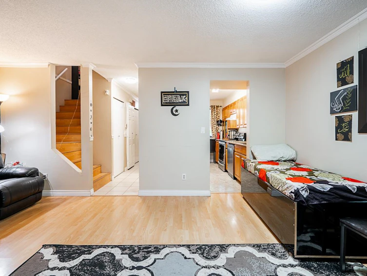 8-9955 140 Street, Surrey, BC, V3T 4M4 - 11