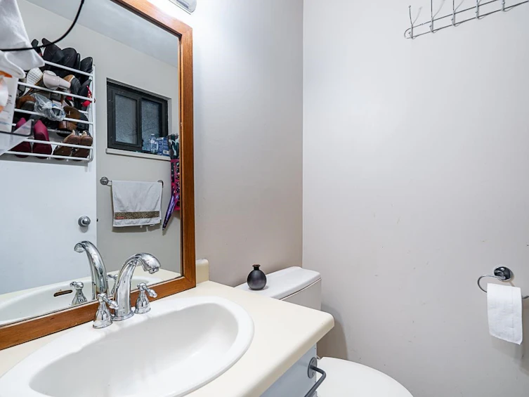 8-9955 140 Street, Surrey, BC, V3T 4M4 - 16