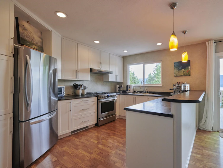 1454 Davidson Road, Gibsons, BC, V0N 1V6 - 5