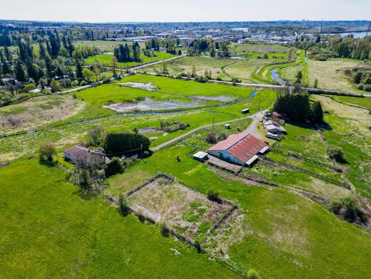 10392 208 Street, Langley, BC, V1M 3J7 - 3