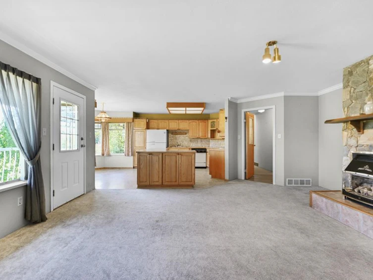 10392 208 Street, Langley, BC, V1M 3J7 - 11