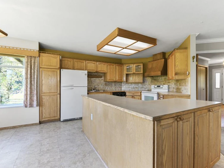10392 208 Street, Langley, BC, V1M 3J7 - 13