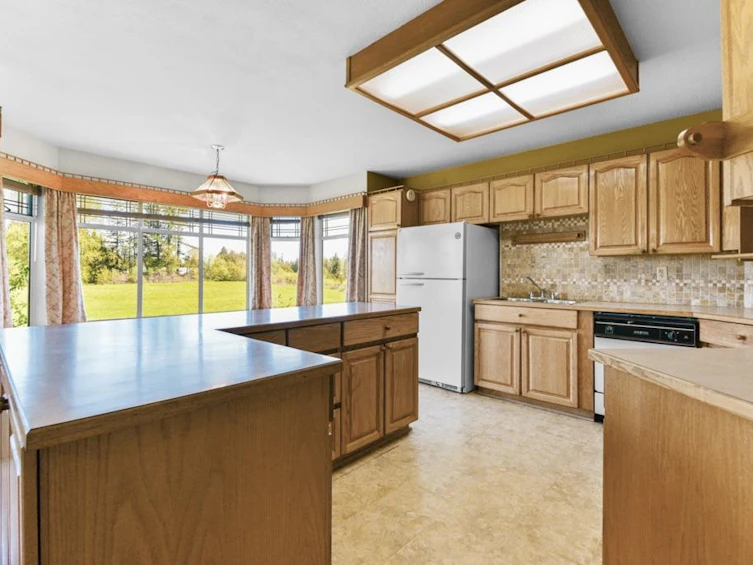 10392 208 Street, Langley, BC, V1M 3J7 - 14