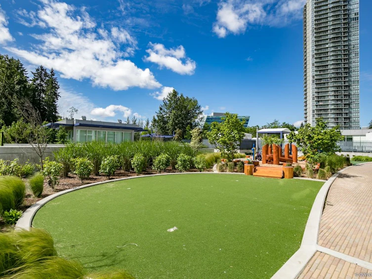 801-13750 100 Avenue, Surrey, BC, V3T 0L3 - 4