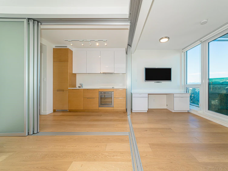 1208-13438 Central, Surrey, BC, V3T 0N2 - 9